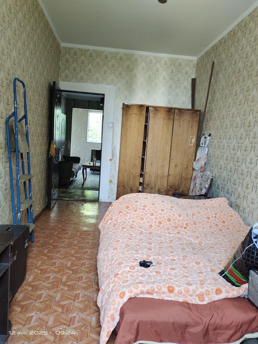 Срочно продается квартира 2/1/4 Юнус Абад 13 кв