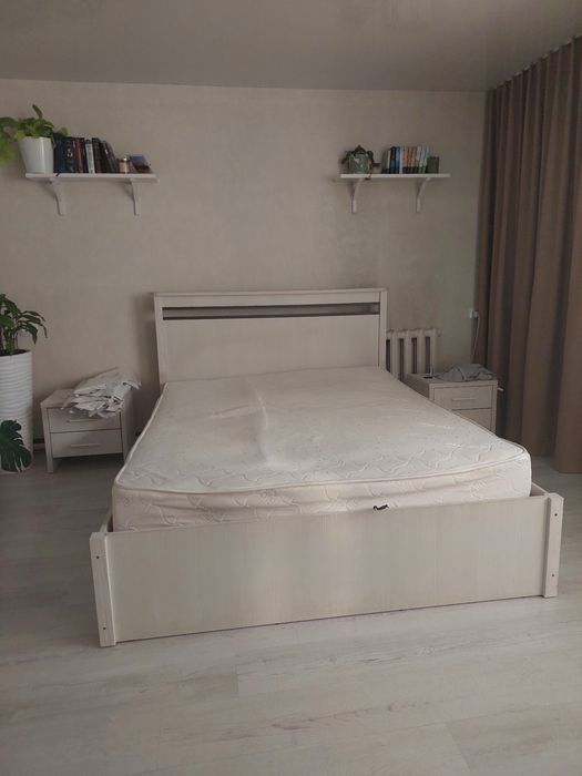 Продам кровать двуспальную