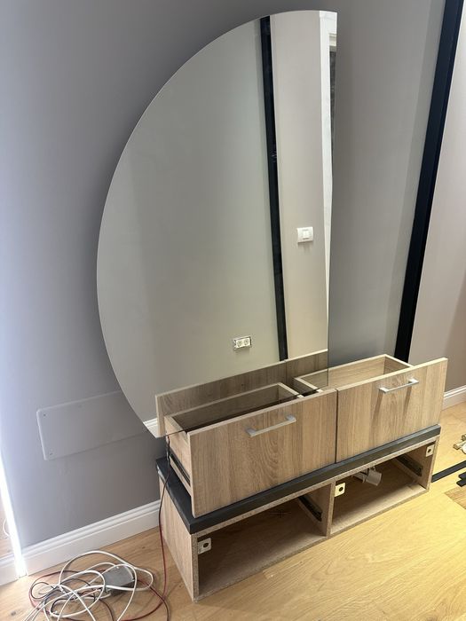 Birou / toaleta / masa machiaj