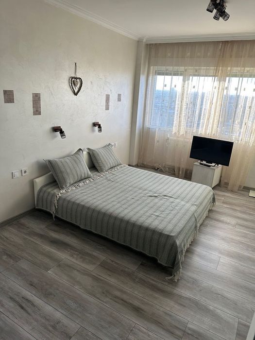 Дава се под наем Тристаен апартамент в София, Гео Милев - 90 кв.м за 663 € - Снимка #11