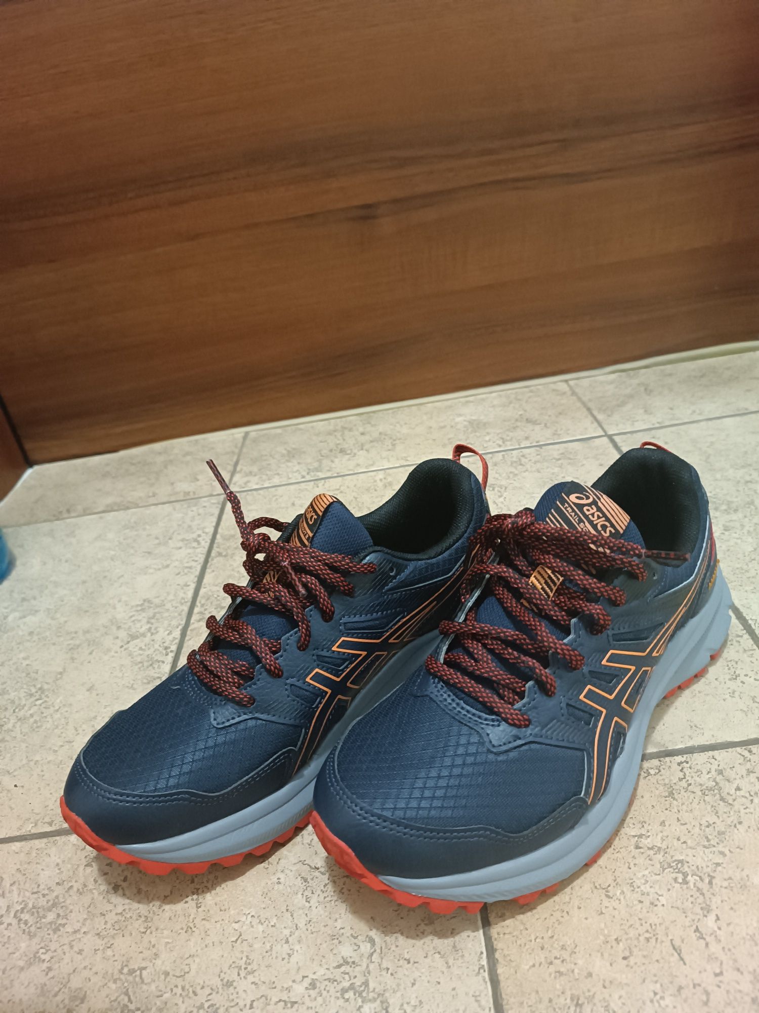 Маратонки за бягане Asics