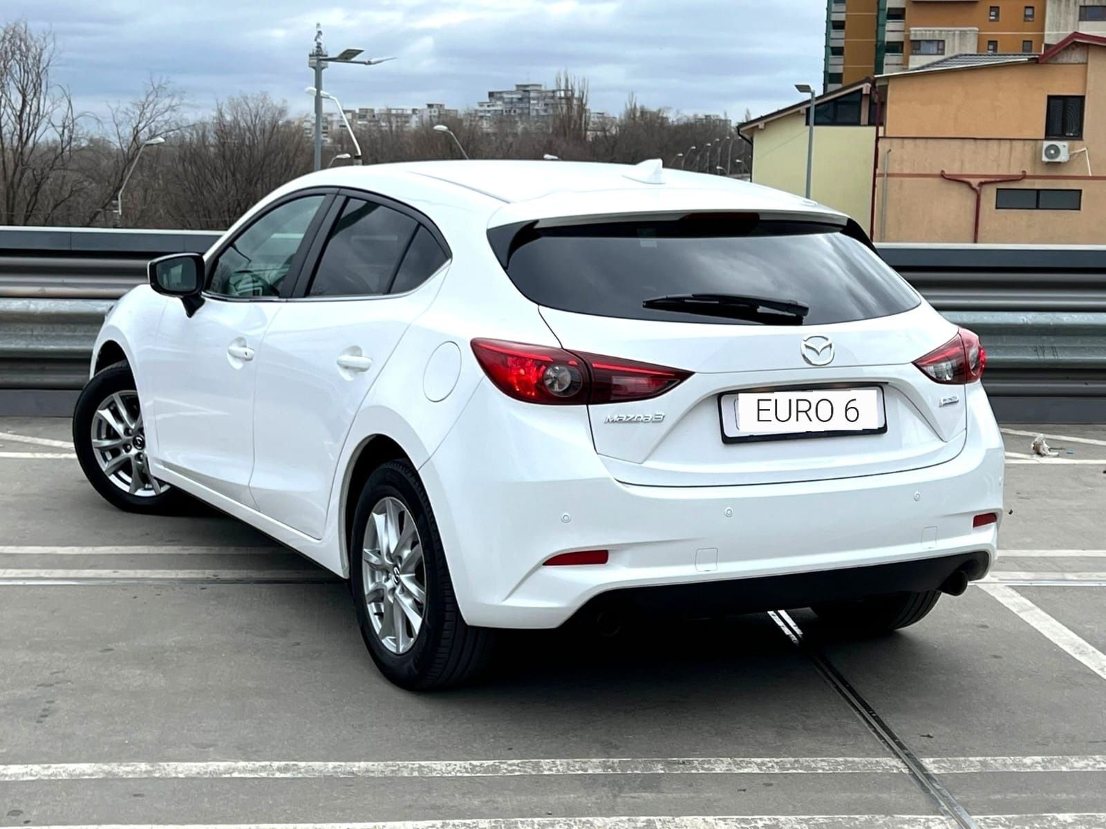 Mazda 3 2.0 benzina 120 cp An 2019