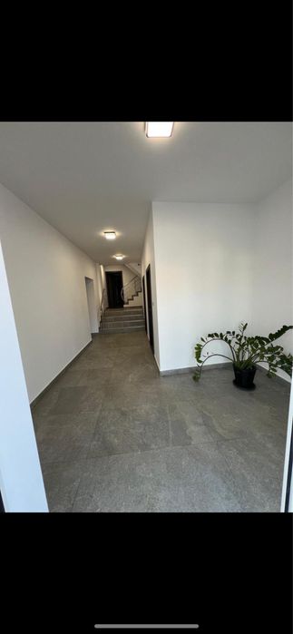 Inchiriez Apartamente