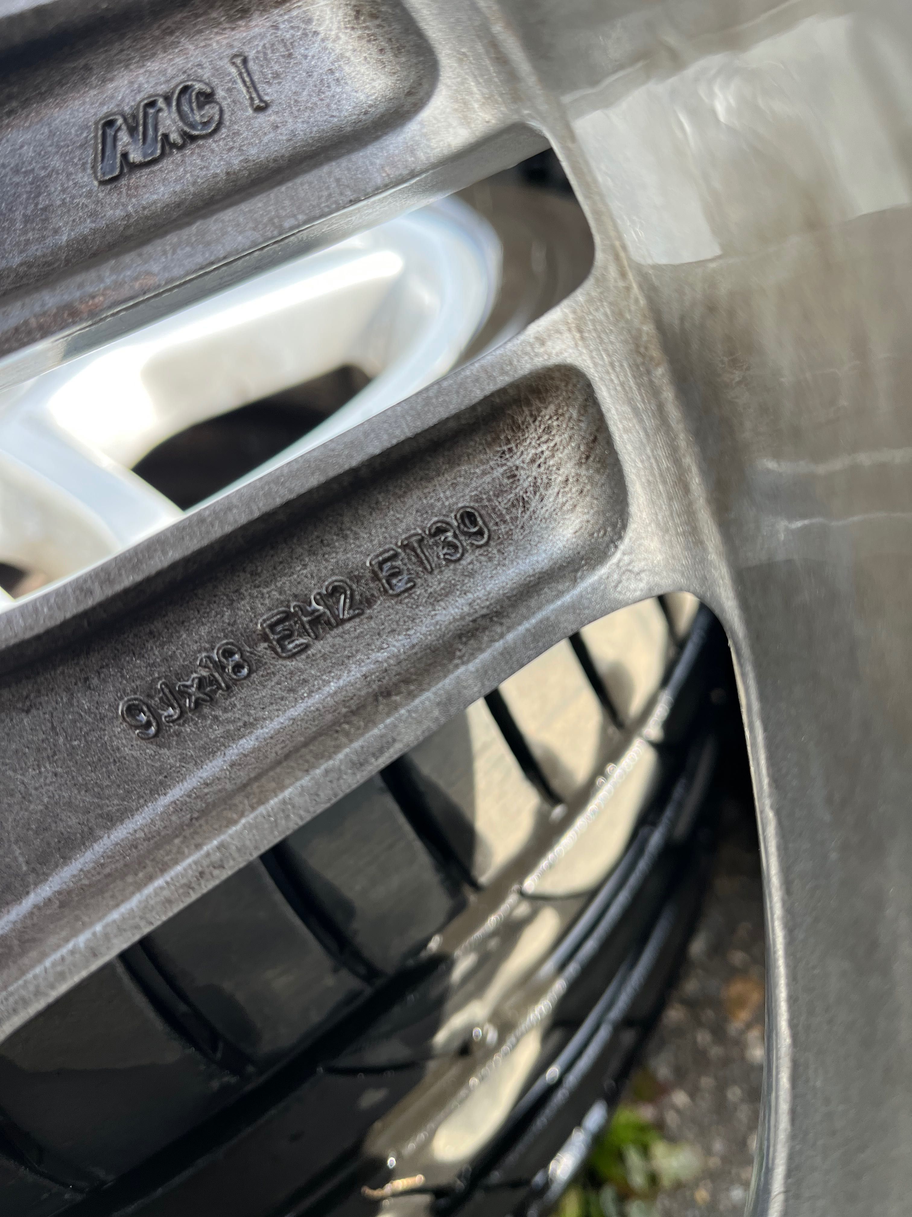 Джанти с гуми 18 за Mercedes