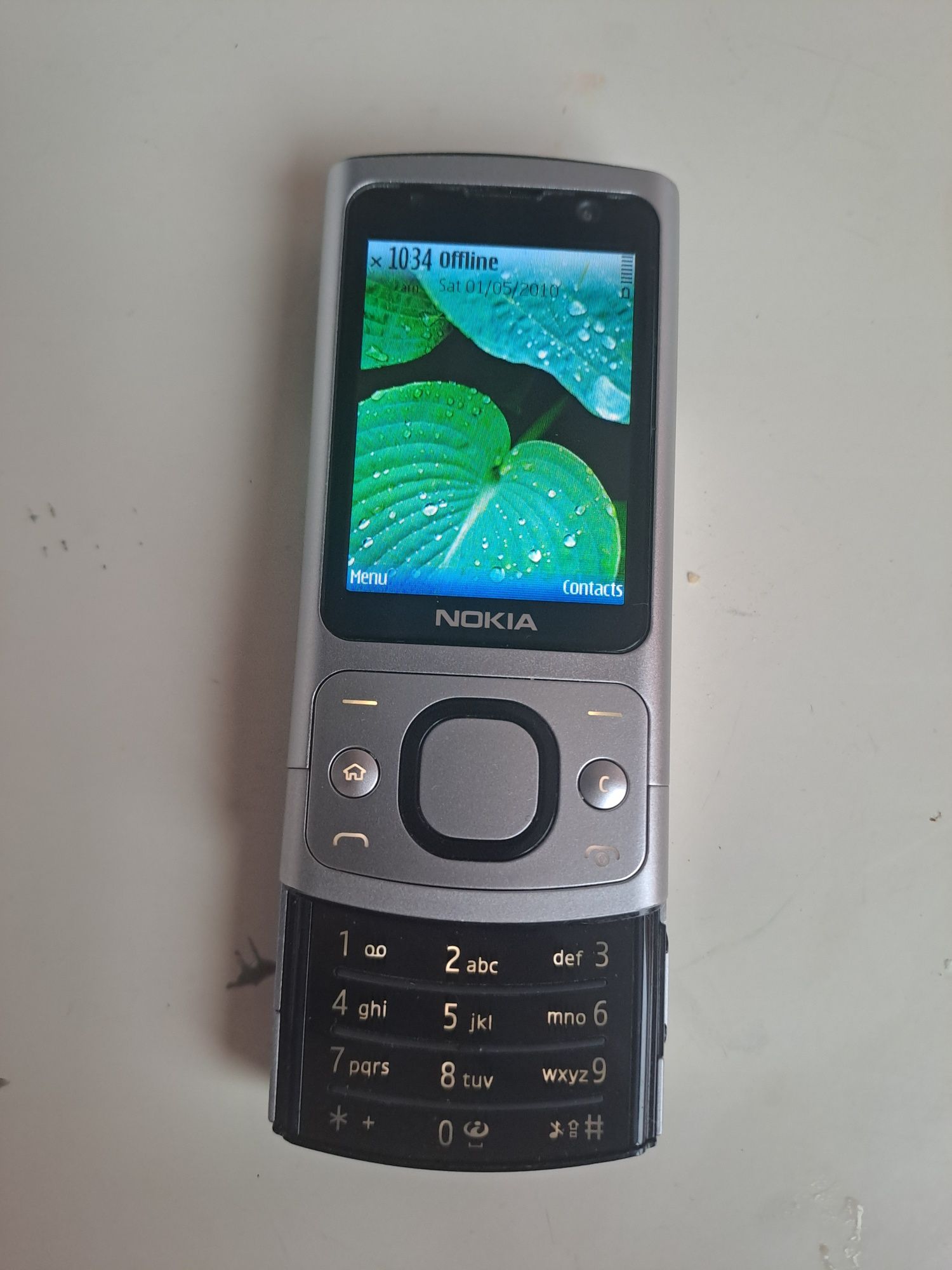 Vand nokia 6700 slide