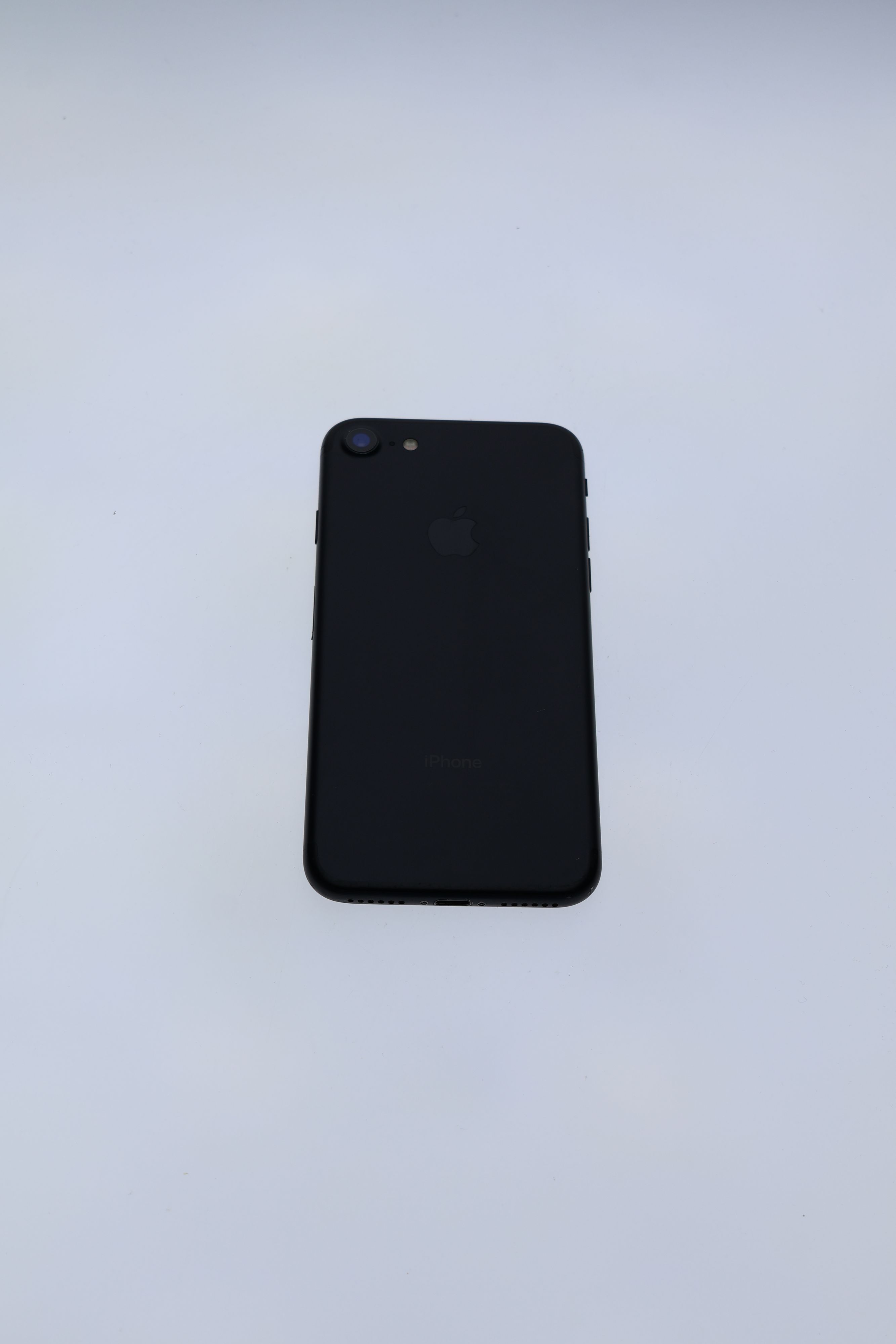 Apple iPhone 7 32 GB-yfm887