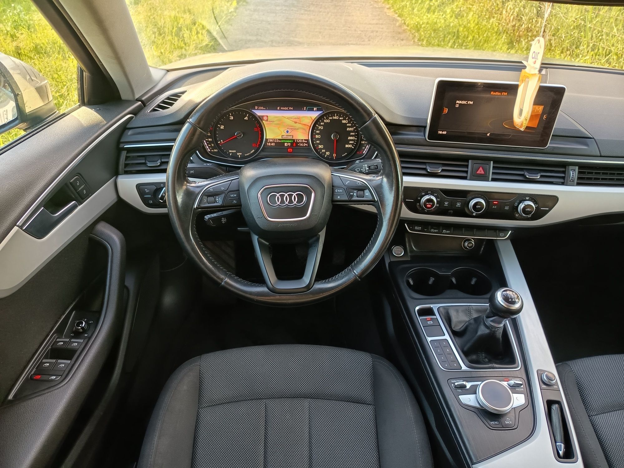 Audi A4, 2.0 diesel, B9,  bixenon, jante 18 S