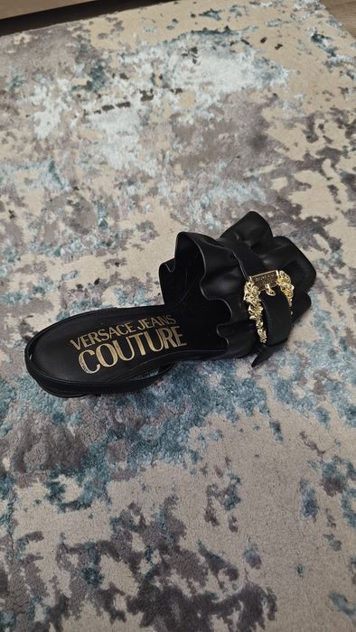 Șlapi Versace Jeans Couture 38 purtați o singură dată