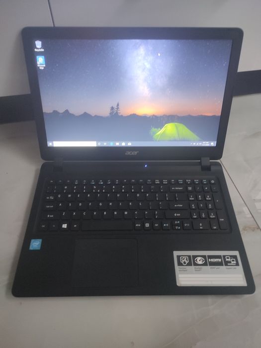 Laptop Acer ES1-533 - intel/4gb/128gb/Video intel/Baterie 2h