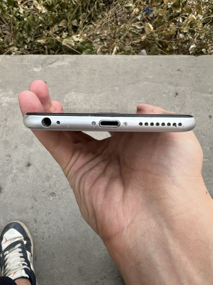 Iphone 6s plus.
