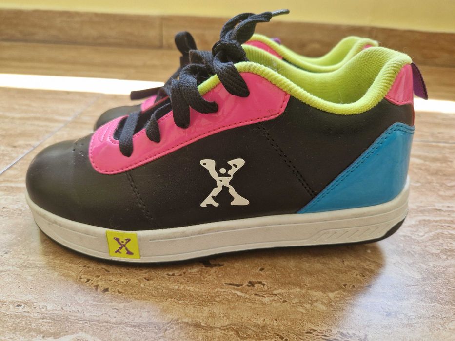 Обувки с колелца heelys