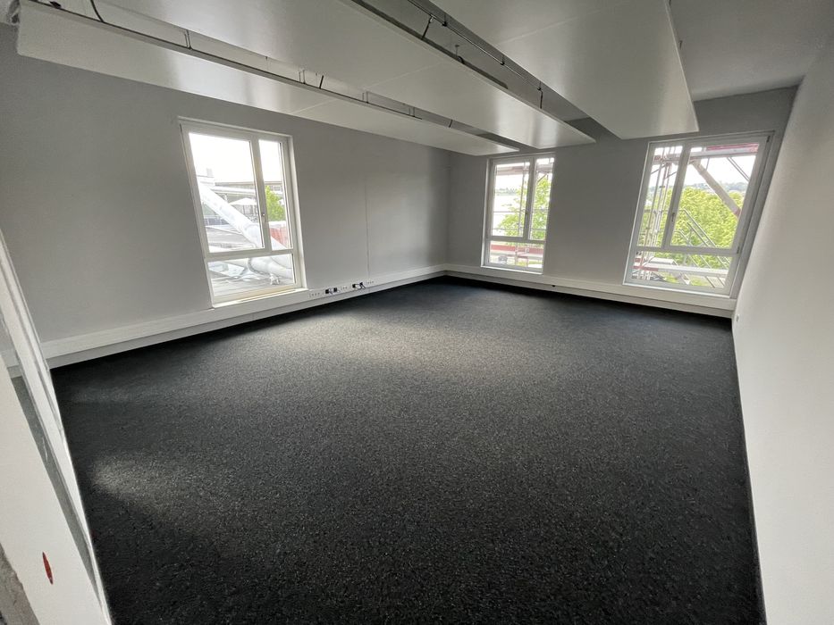 Pardoseli &Zugravit profesional