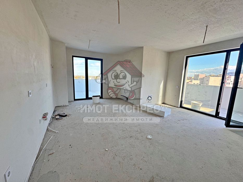 Тристаен апартамент, ново строителство, голяма тераса и гледка, Запад