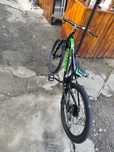 Vand bicicleta noua