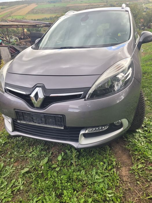 Renault scenic facerlift 2014