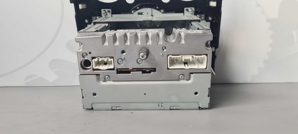 Музика Mazda 2 2009г.