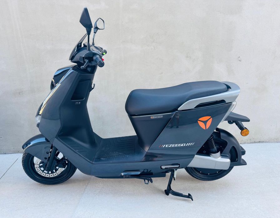 YADEA Ezeego 50cc