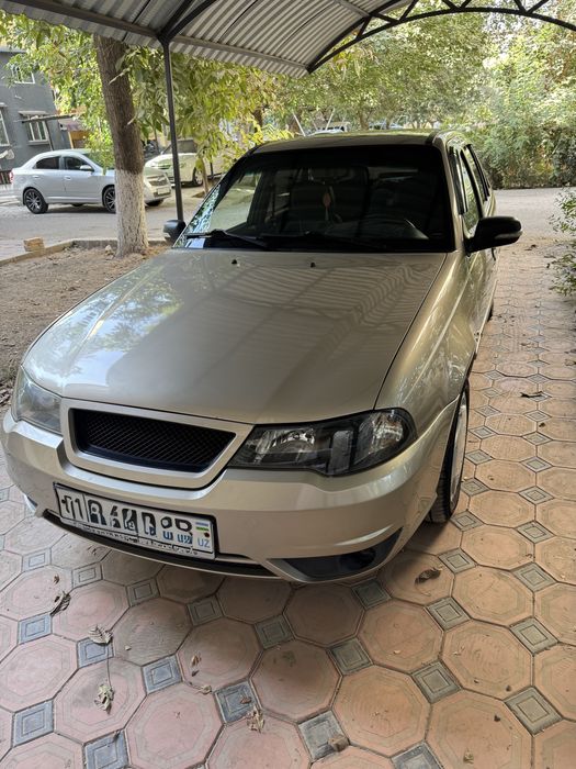 Продаю Нексия -2  донс 1,6 состояние отличное