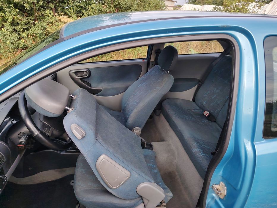Vând Opel Corsa C