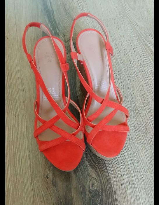 Sandale cu platforma, marimea 36, coral H&M,