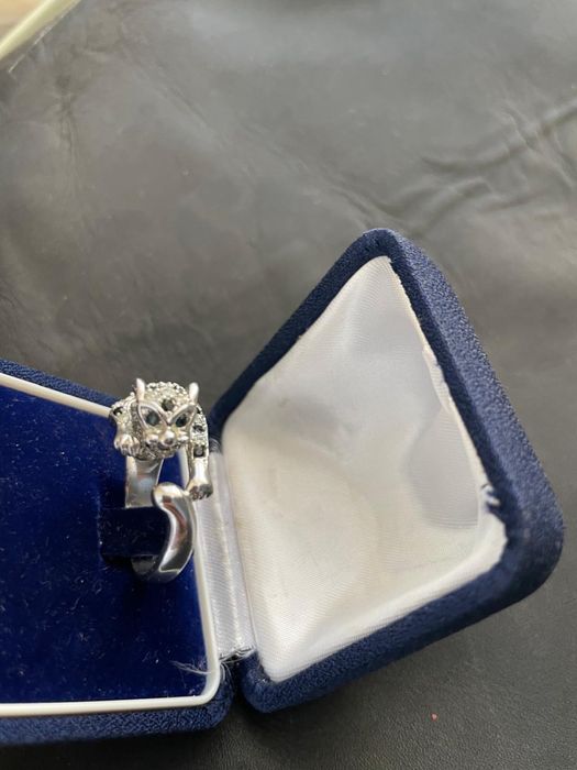 Inel model leopard placat cu aur alb,cu zirconiu cubic transparent