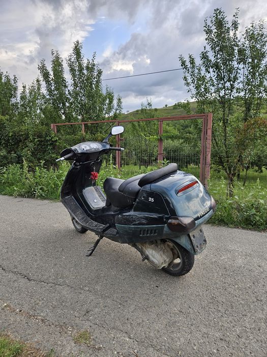 Vând scuter PIAGGIO 125,impecabil!!!