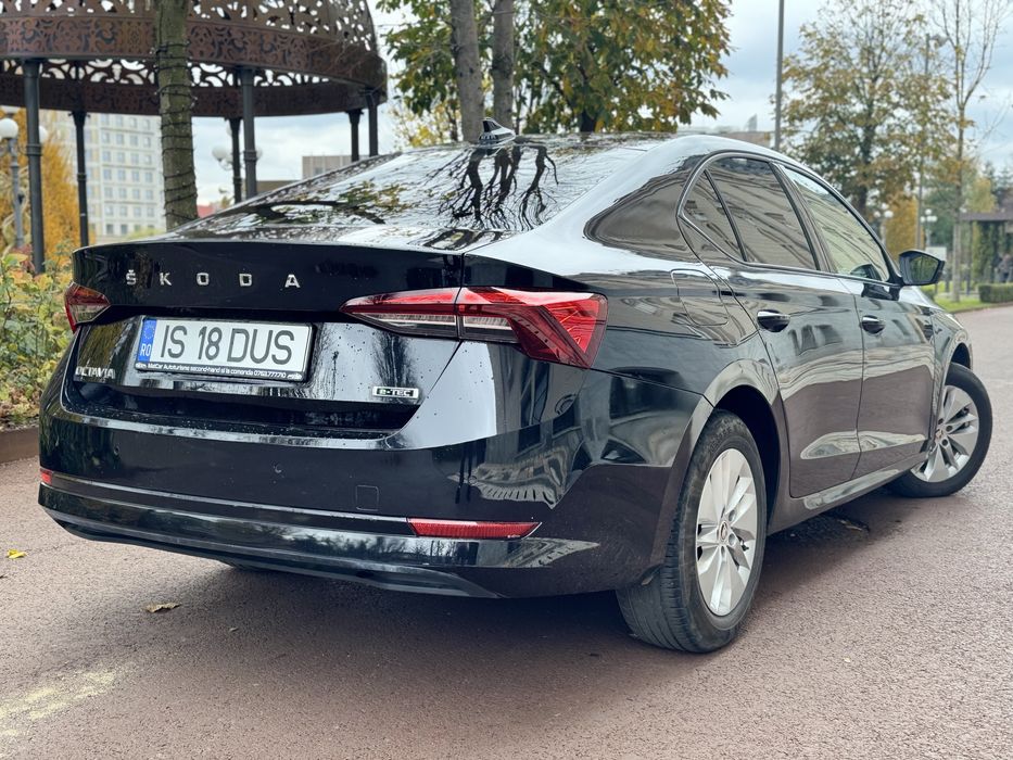 Skoda Octavia 1.0 eTSI MHEV E-Tec Dsg