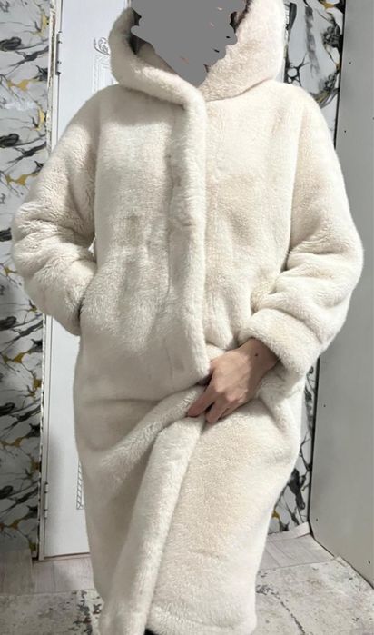 Эко шуба тёплая,двухсторонняя