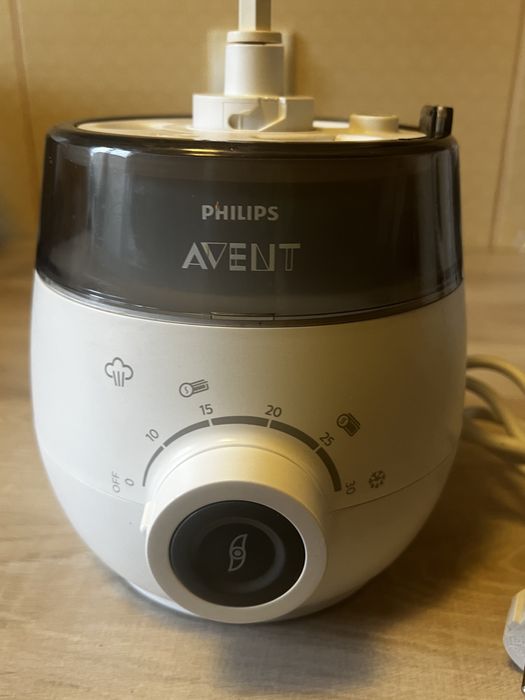 Aparat de gatit la abur Philips Avent 4 in 1 caută un nou bebeluș