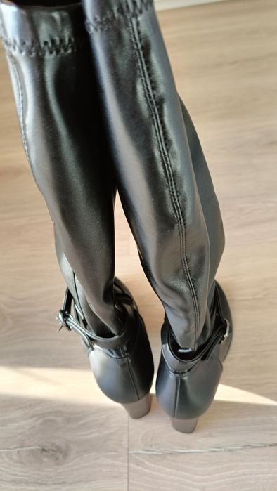 Cizme cu fermoar mărimea 37 noi