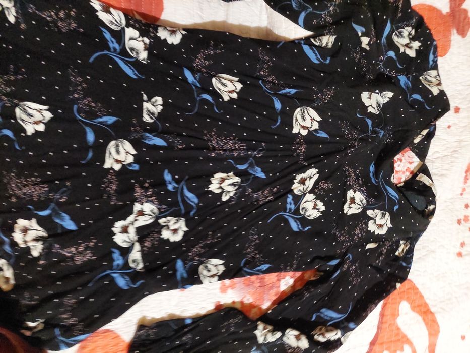 Продаётся платье  женское Mango размер Xs