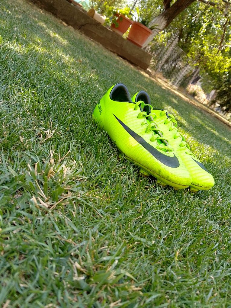 Бутонки nike mercurial