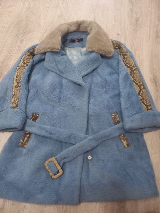 Продам Альпако пальто короткую