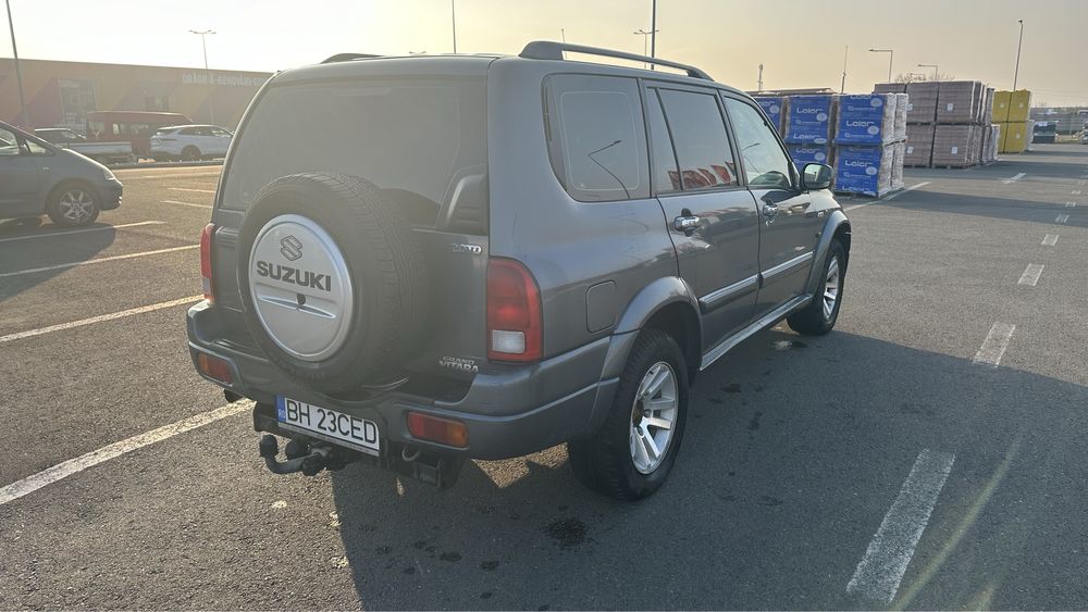Suzuki Grand Vitara XL7