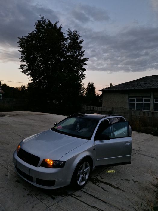 Vând audi a4 b6 S line