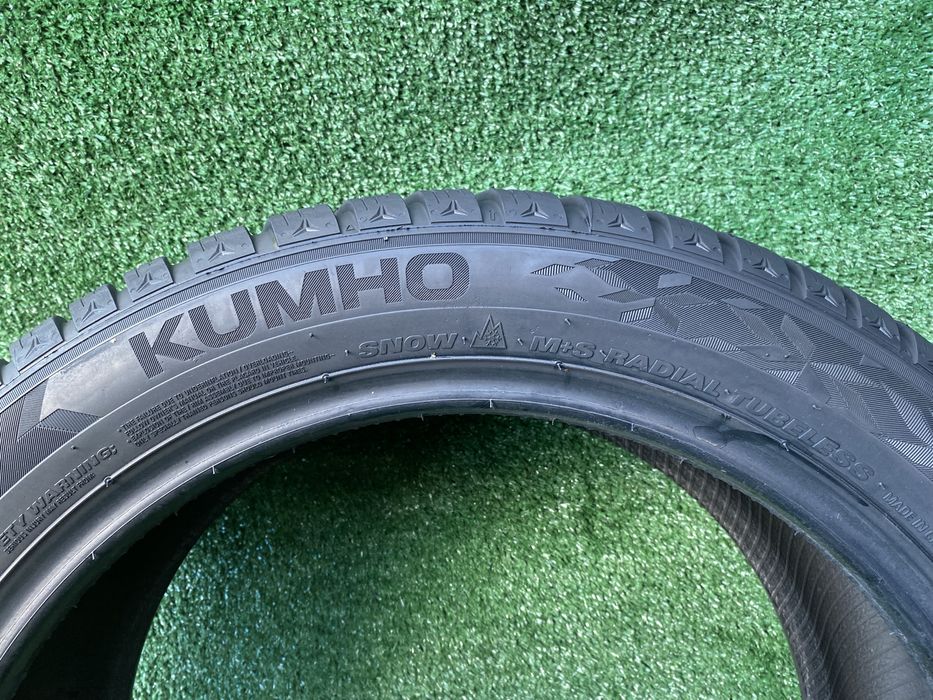 Set 2 anvelope iarna Kumho Winter Craft WP 52 245 45 R18 100V Dot 1823