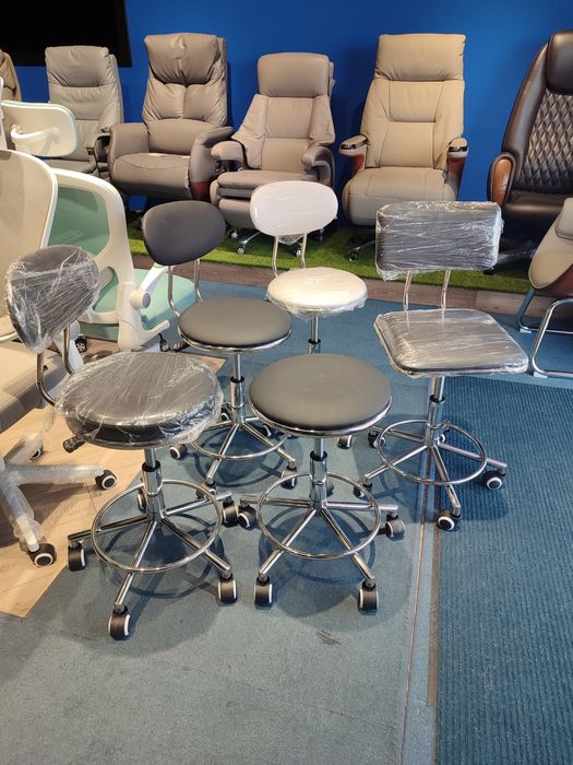 Офисное кресло для персонала. Labaratorniy kreslo,