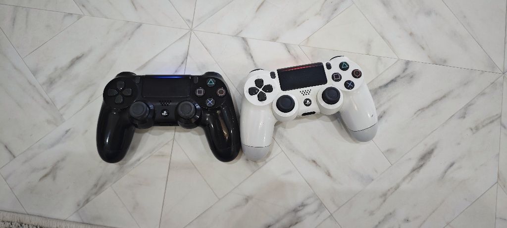Playstation 4 Fat | 8 ИГР, 2 ДЖОСТИКА,  7 ДИСКОВ