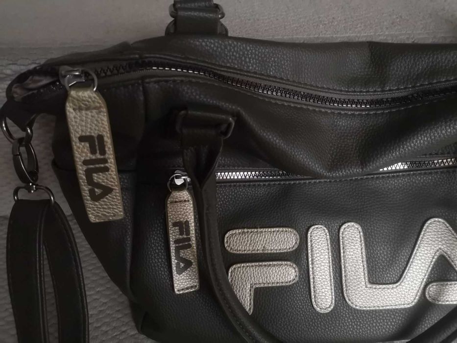 Зелана чанта ФИЛА