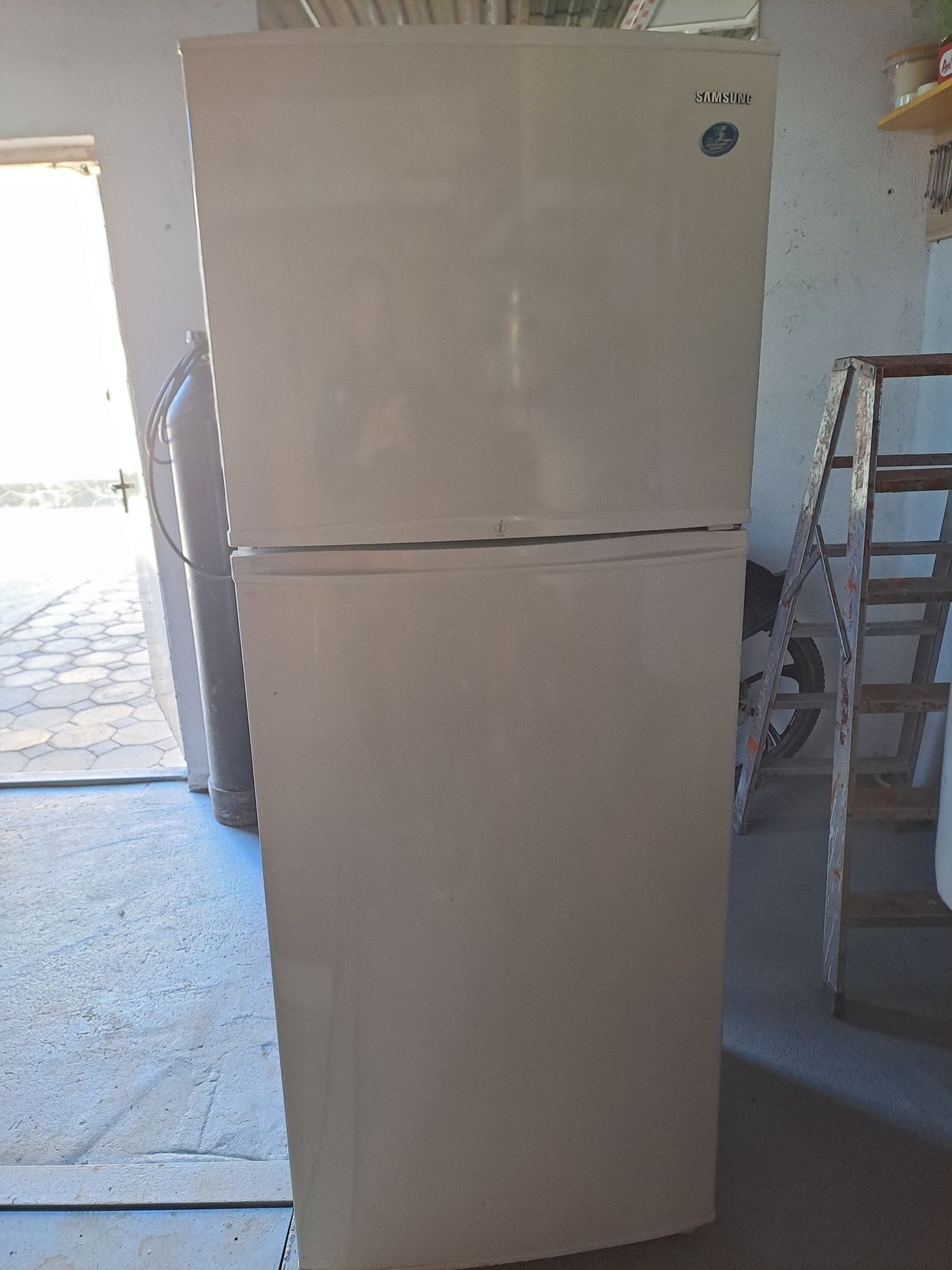 Холодилник Samsung