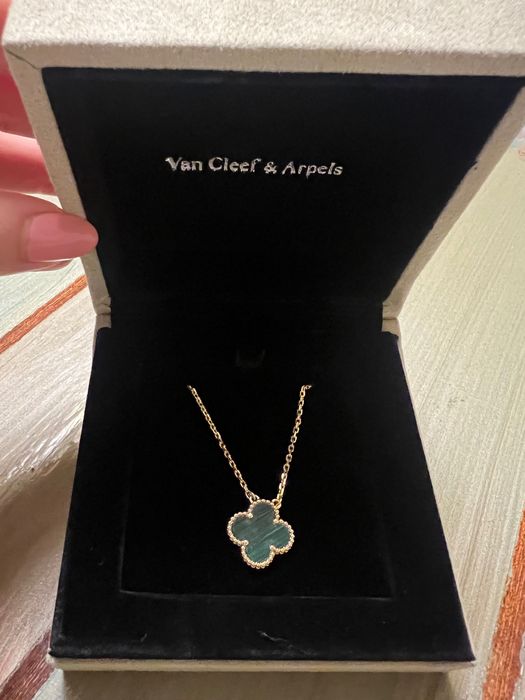 Дамско колие Van Cleef and Arpels