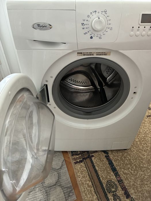 Vand convenabil Whirlpool masina spalat rufe stare excelenta fabricata