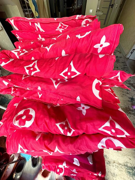 Арзондан Краватлар учун пахталик матрас, кўрпа, ёстиқлар ва постеллар