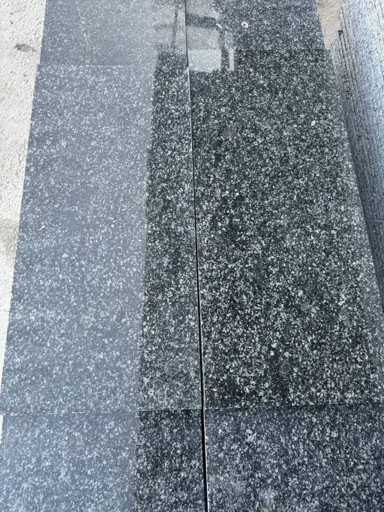 Granit Bruschatka Granit Sokol Granitnaya