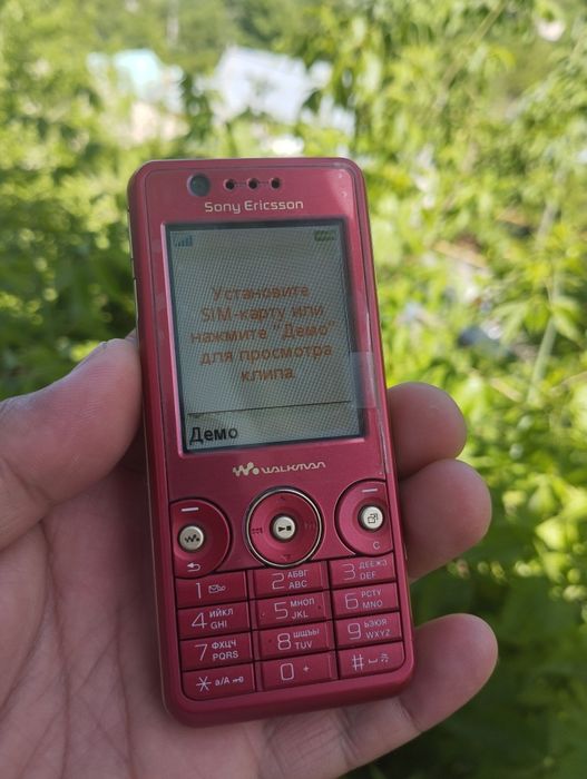 Sony Ericsson w660i ретро телефоны