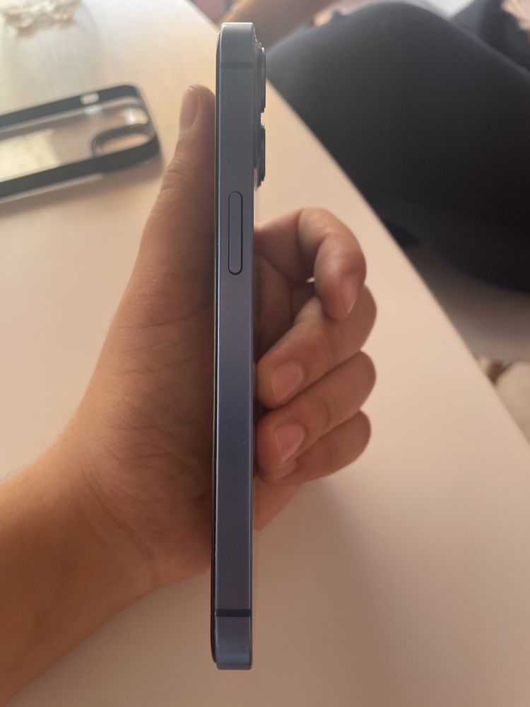 iphone13  акб 76
