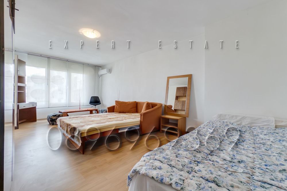 Продава се Четиристаен апартамент в Варна, Център - 105 кв.м за 1761 €/кв.м - Снимка #3