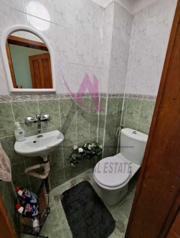 Дава се под наем Тристаен апартамент в Варна, Цветен квартал - 84 кв.м за 650 € - Снимка #6