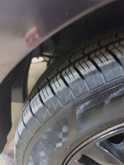 Nexia 3 vikupga beriladi.  Boshlaĝich 2000$