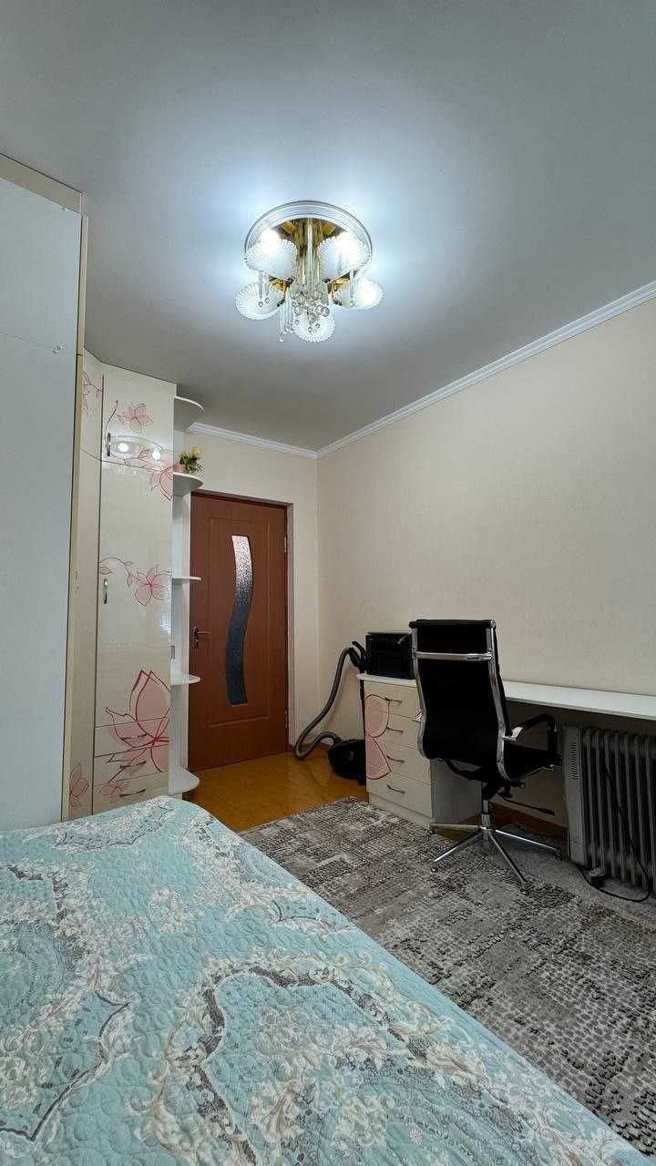 Продается Ц5 3/2/4 70м2  ор LACOSTE маг. Юнусабадский район Алайский